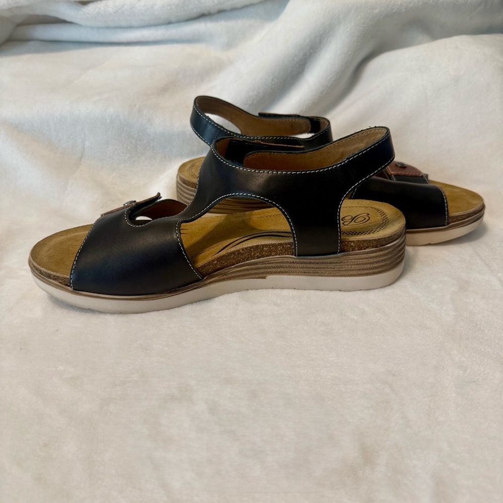 Biza Bryce NWOT Black & Brown Comfort Leather Wedge Walking Sandals Size 40 - Picture 6 of 10